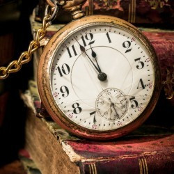 Tick Tock Dinner for 8 at 8